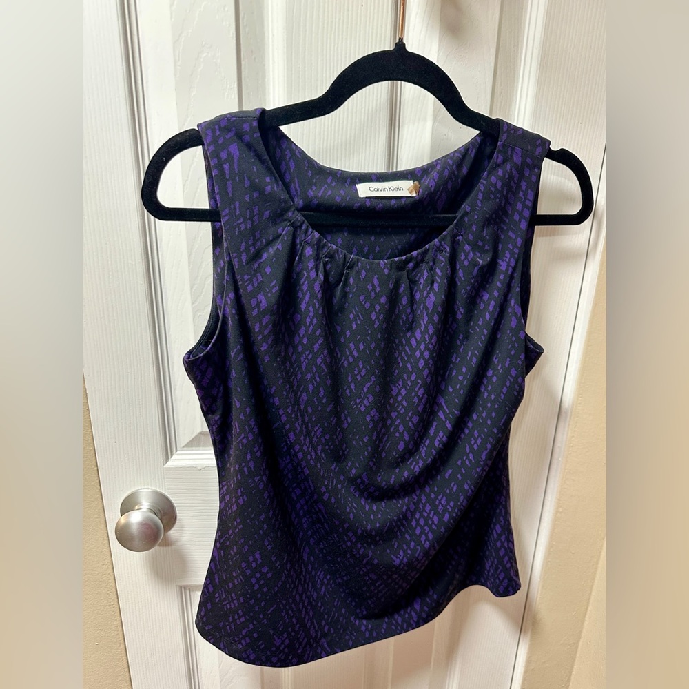 Calvin Klein Women's Black and Purple Patterned Blouse